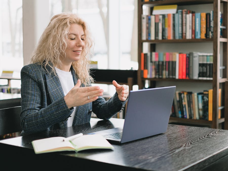 Photo by SHVETS production