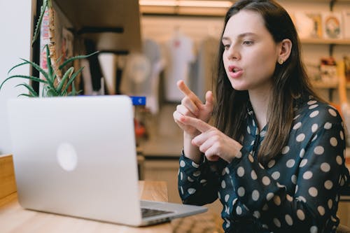 Ilmainen kuvapankkikuva tunnisteilla Ammatti, brunette, business