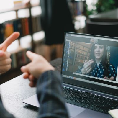 Vale "Curso de Idiomas Online" (1 ano)
