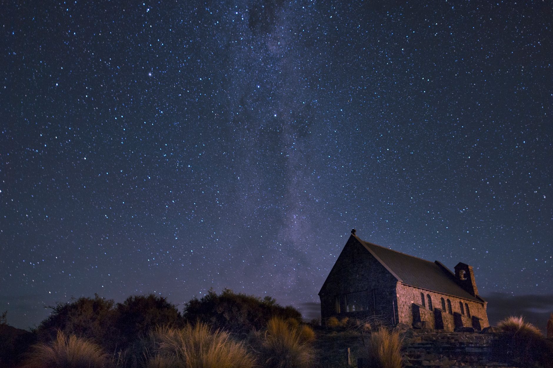 A Mackenzie Dark Sky stargazing tour