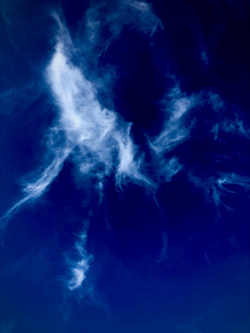 Gratis stockfoto met atmosfeer, blauwe lucht, verticaal schot
