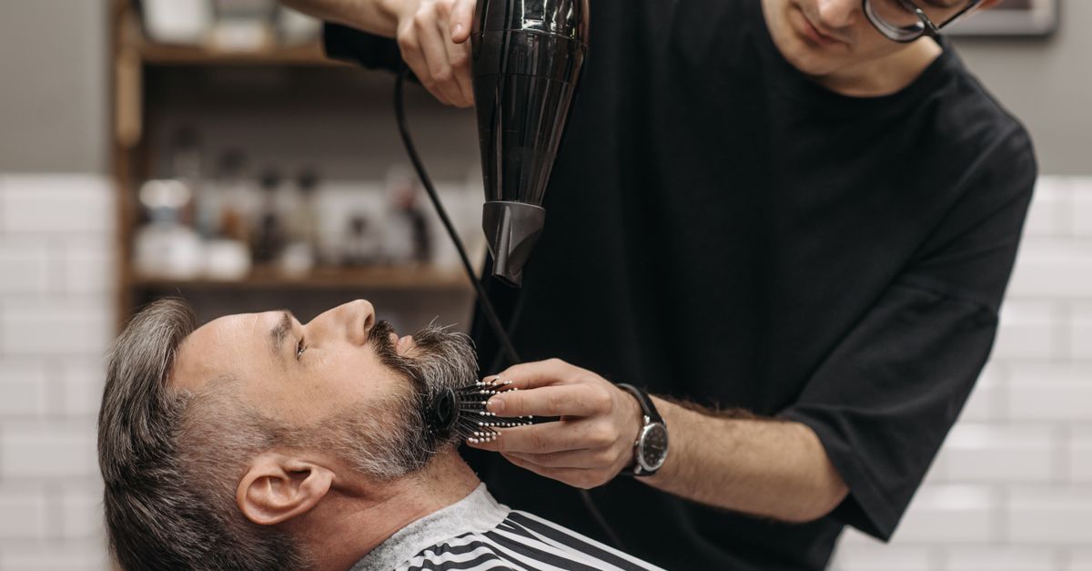 man beard grooming