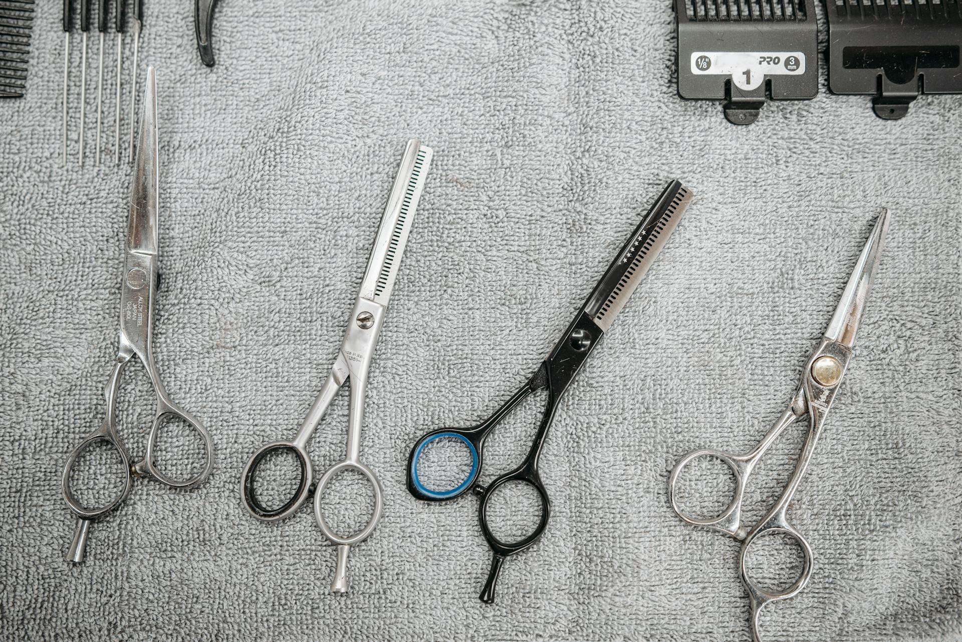 Close-up Hair Cutting Tools