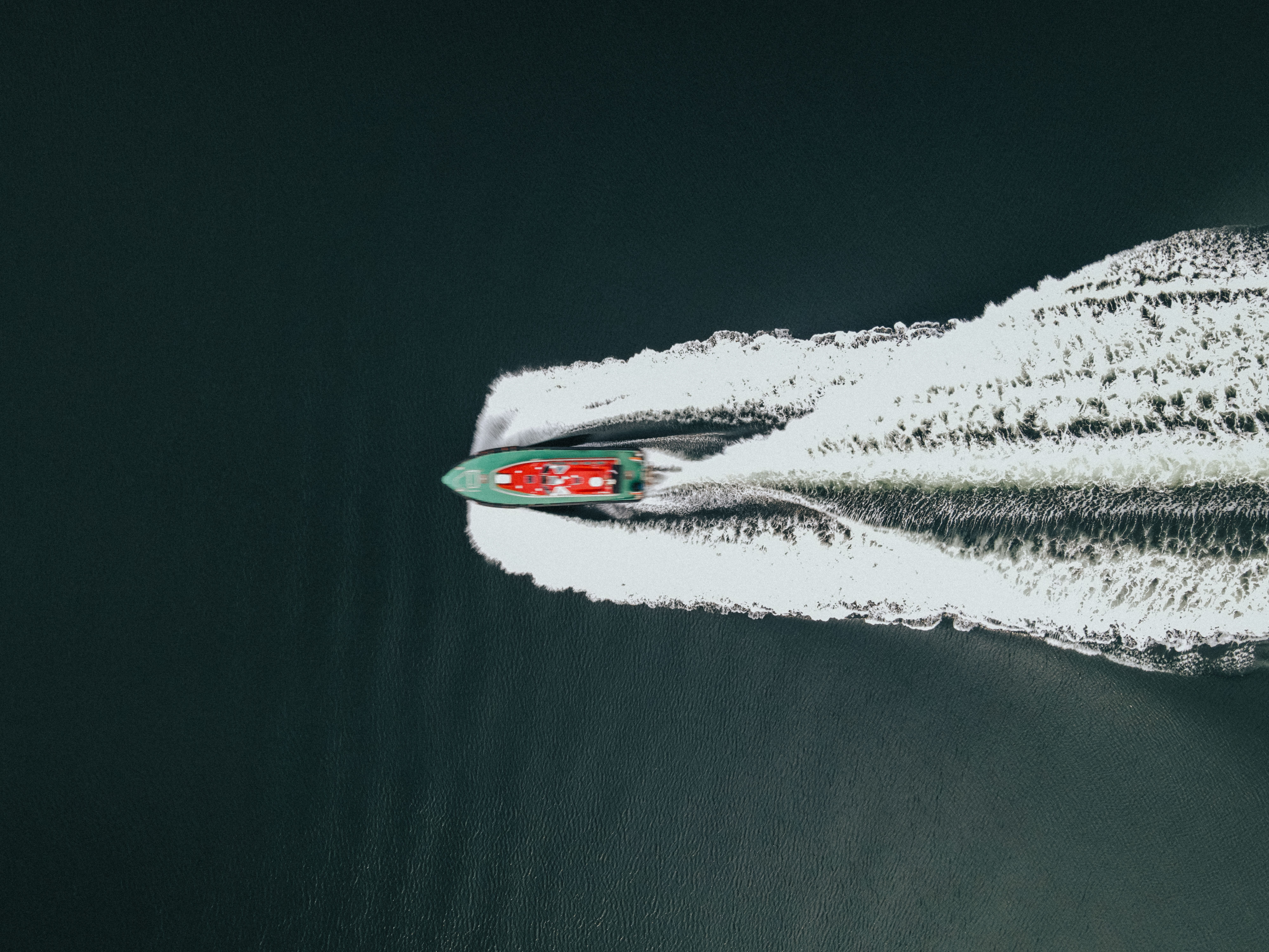 Best Boat Propellers [2026]: Boost Speed and Fuel Economy