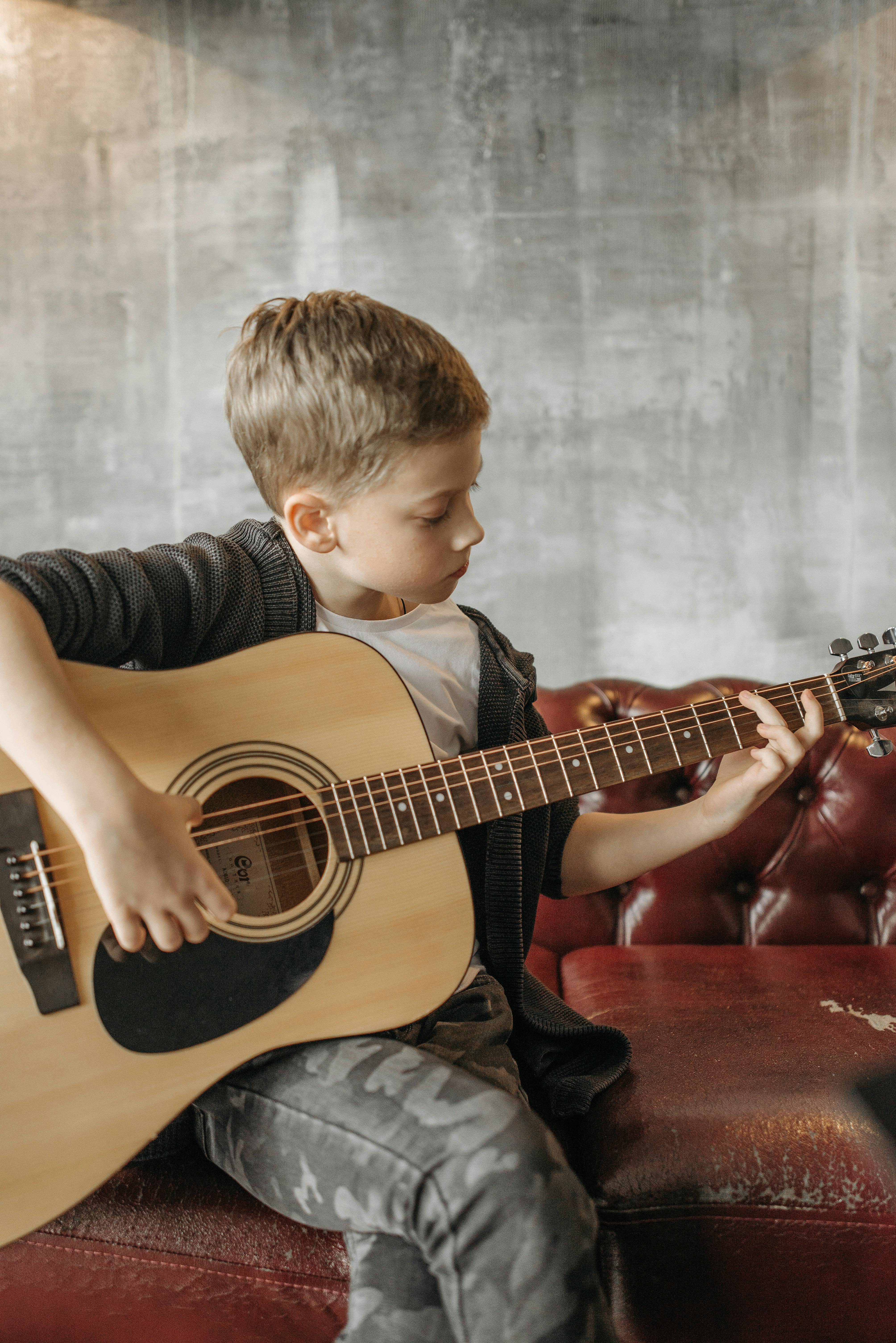 Guitar - Learn How To Play Guitar (2000) - (Stefan Schyga)