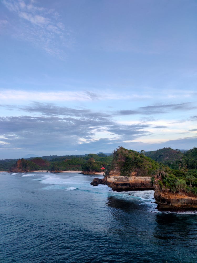 Pantai Batu Bengkung, Malang, Indonesia