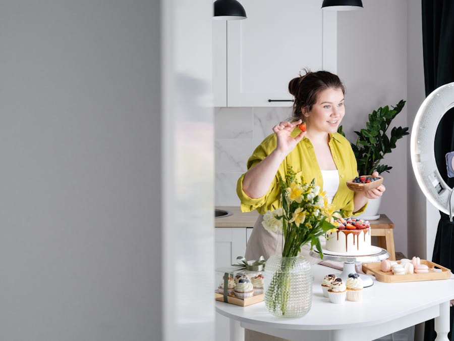 How do I start an influencer career?