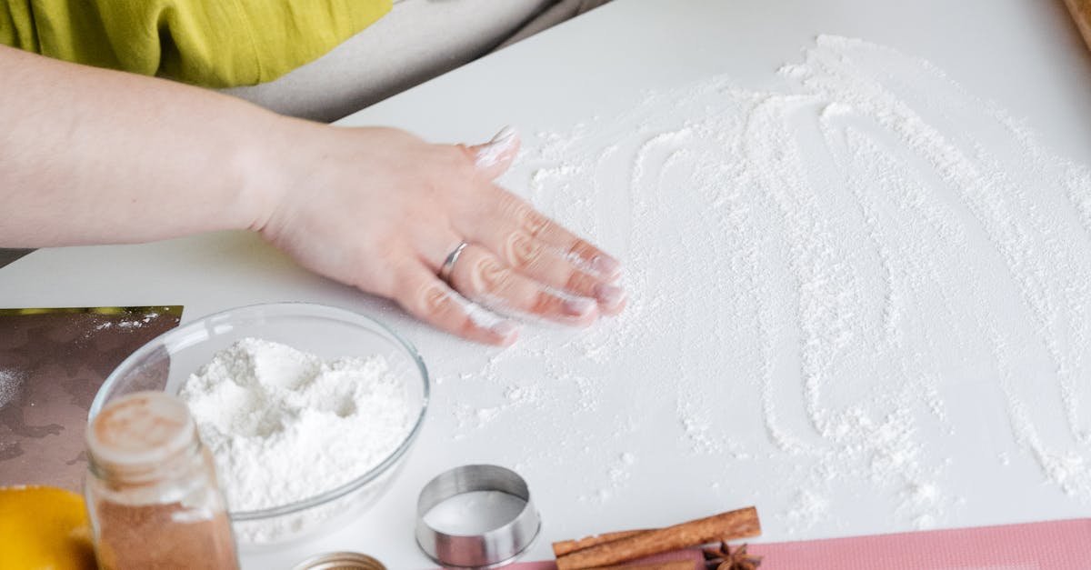 How to make cloud dough with shampoo and flour