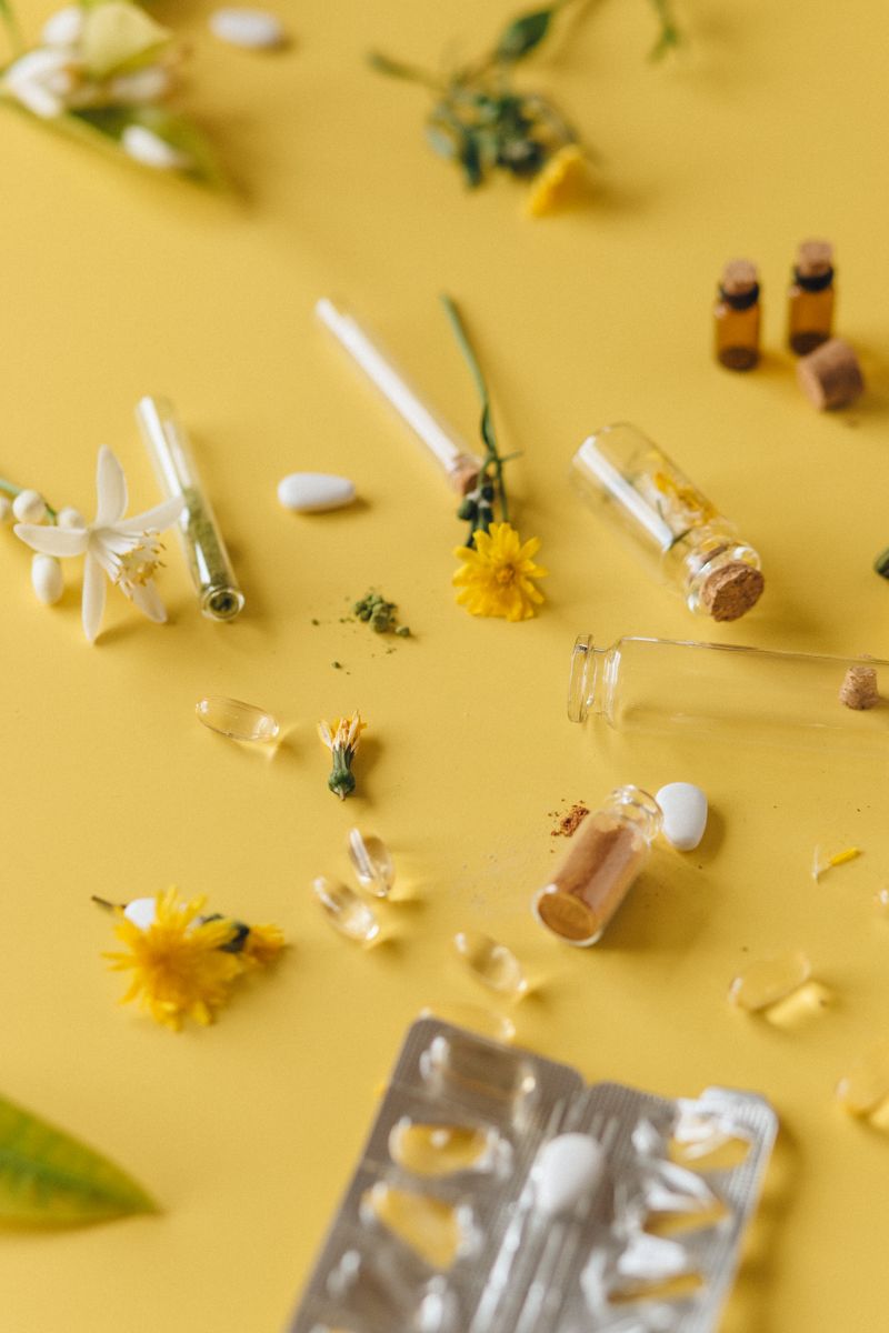 Raw drug and specimen display