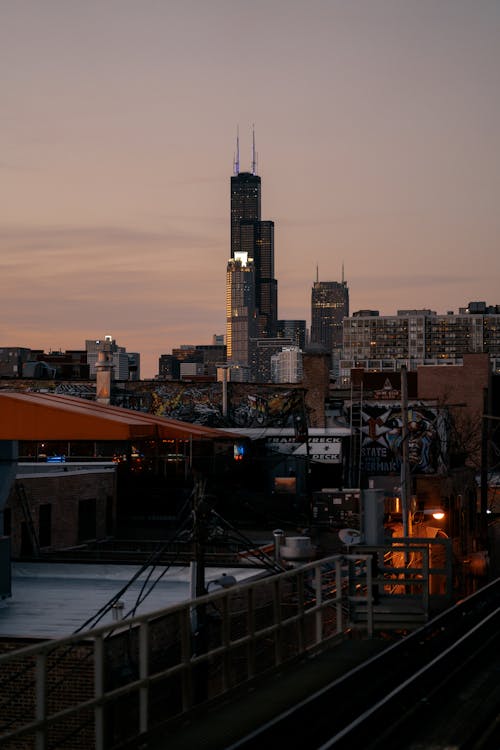 Ilmainen kuvapankkikuva tunnisteilla chicago, ilta, katukuvaus