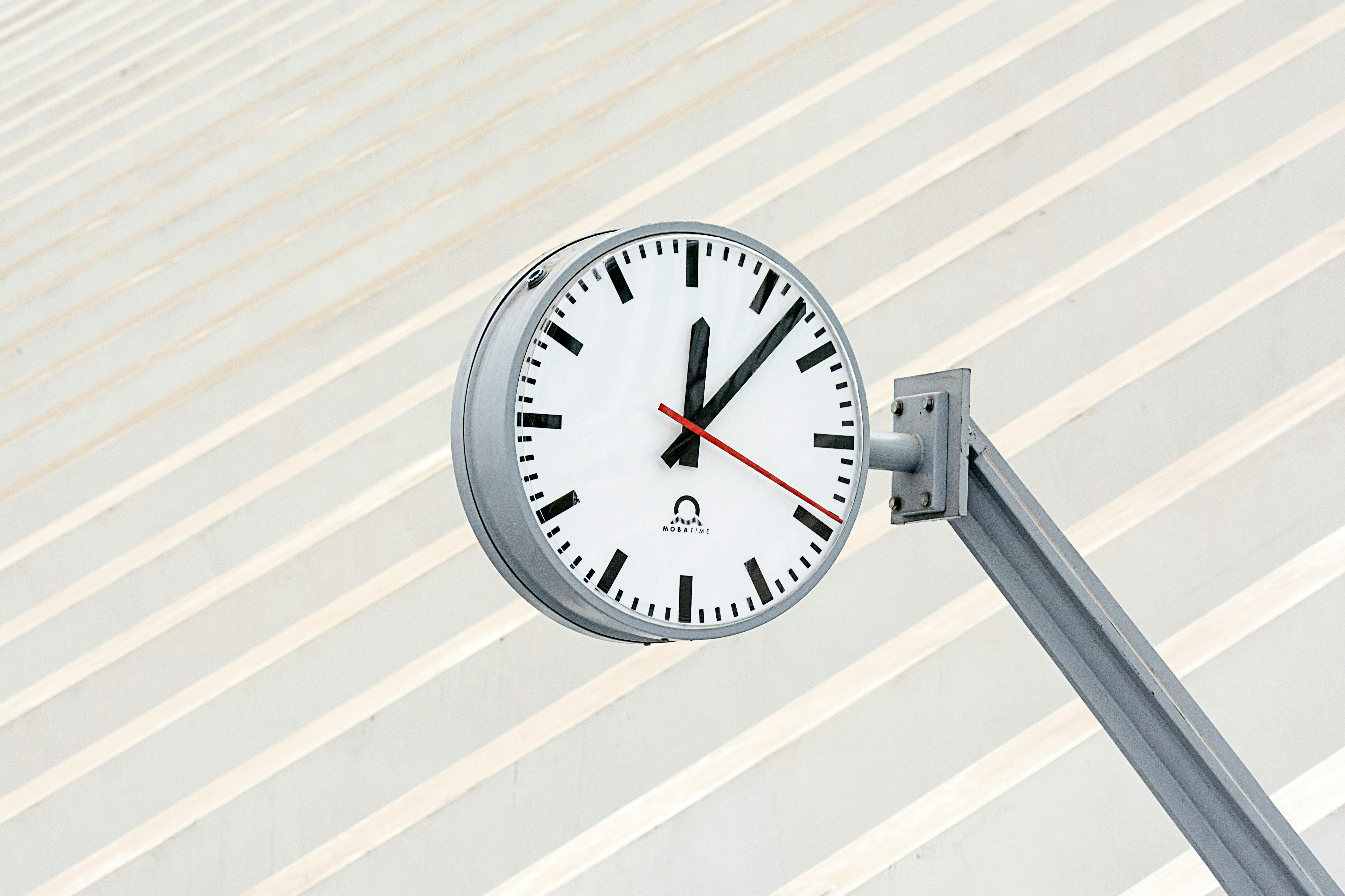 process optimization time management techniques — Photo by Jan van der Wolf on Pexels