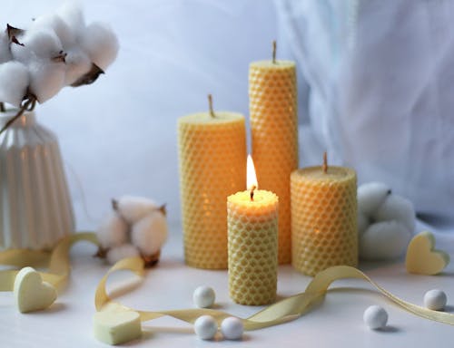 Free Close-Up Shot of Yellow Scented Candles Stock Photo