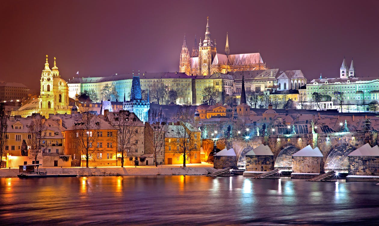 Free Prague Castle District Lit Up at Night Stock Photo