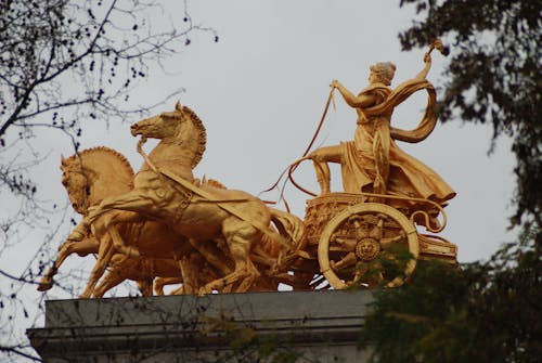 Fotos de stock gratuitas de Arte, dorado, escultura