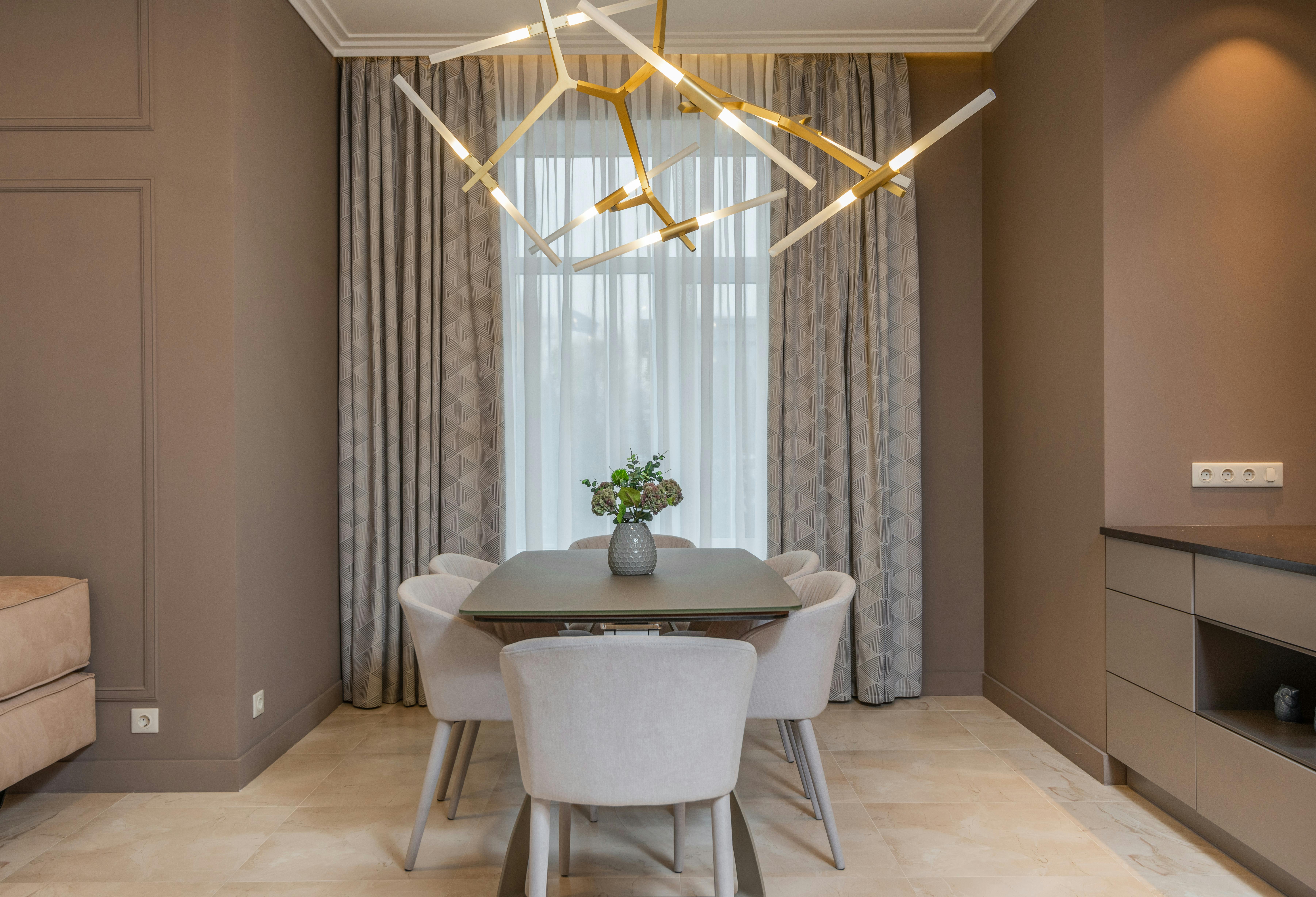 Dining table in contemporary apartment · Free Stock Photo