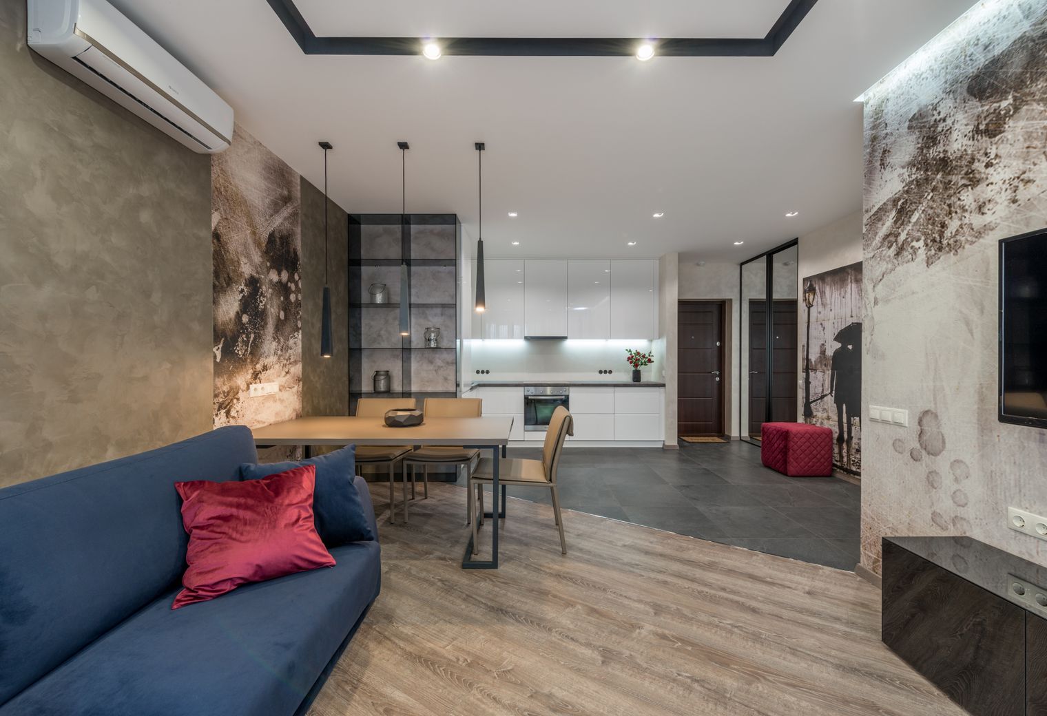 Wallpapering in Sydenham — woodwork brushed to a crisp, smooth line