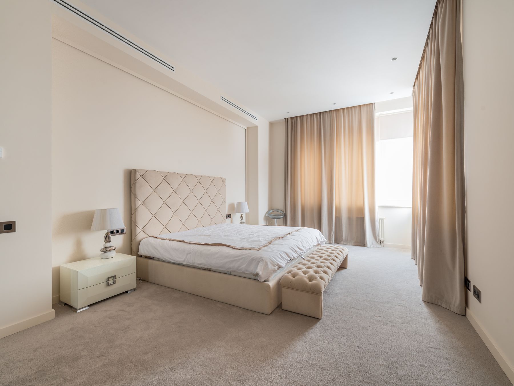 Lympne — professional movers carrying furniture on a house move