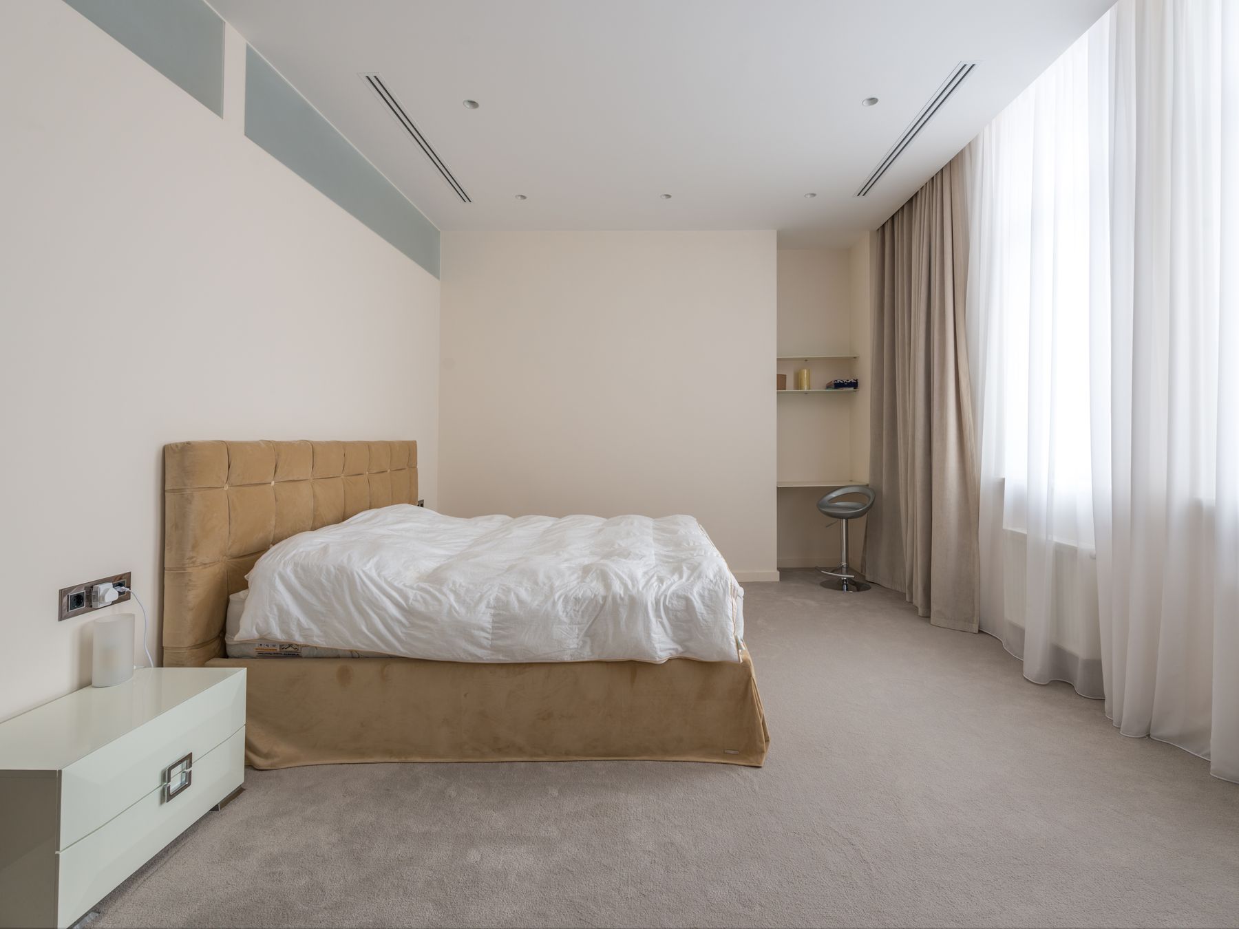 Basildon — professional movers carrying furniture on a house move