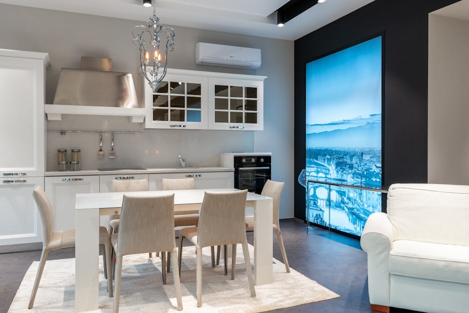 Pendelleuchte über Esstisch auf angenehmer Höhe mit warmem, blendfreiem Licht