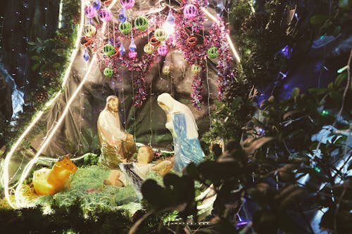 キリスト降誕のシーンのクリスマスの装飾