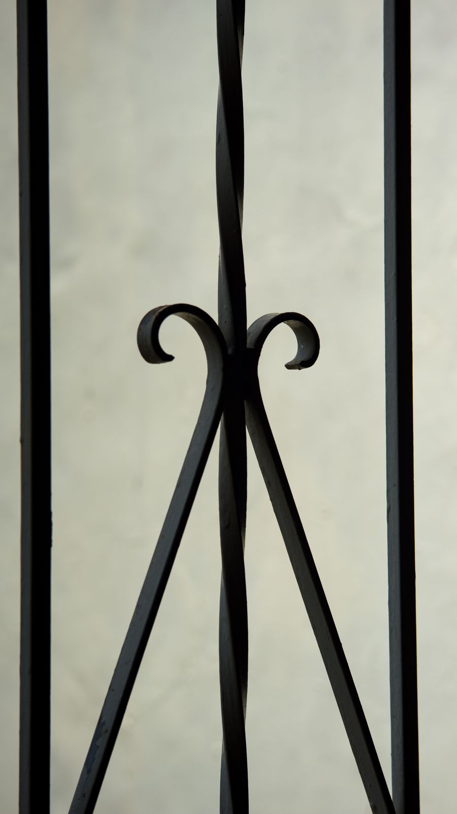 Sample photograph of decorative iron railing