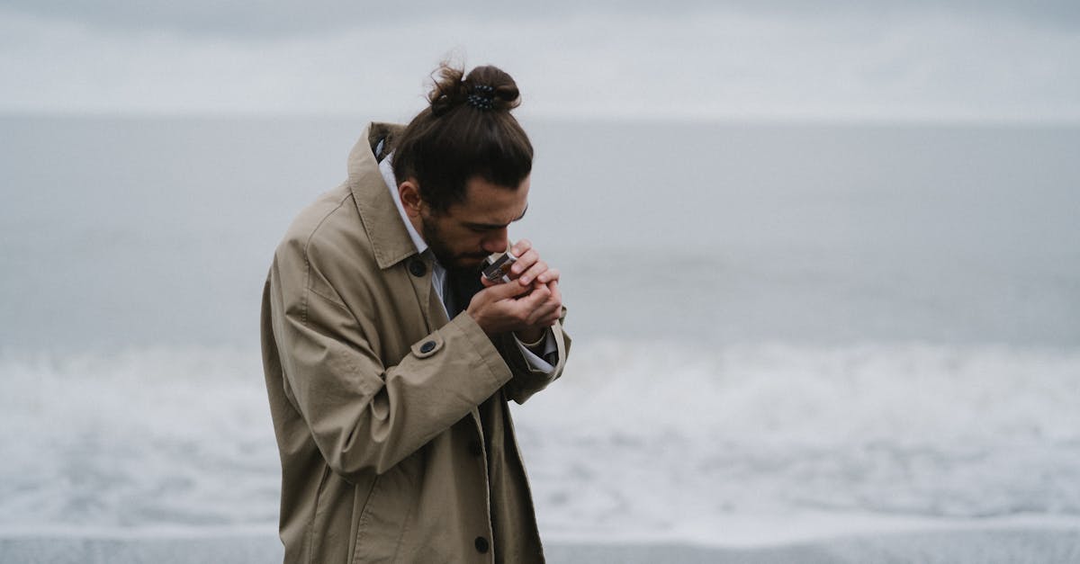 5 Emotional Habits That Push People Away