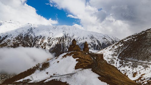 Free Snow Covered Mountains during Daytime  Stock Photo