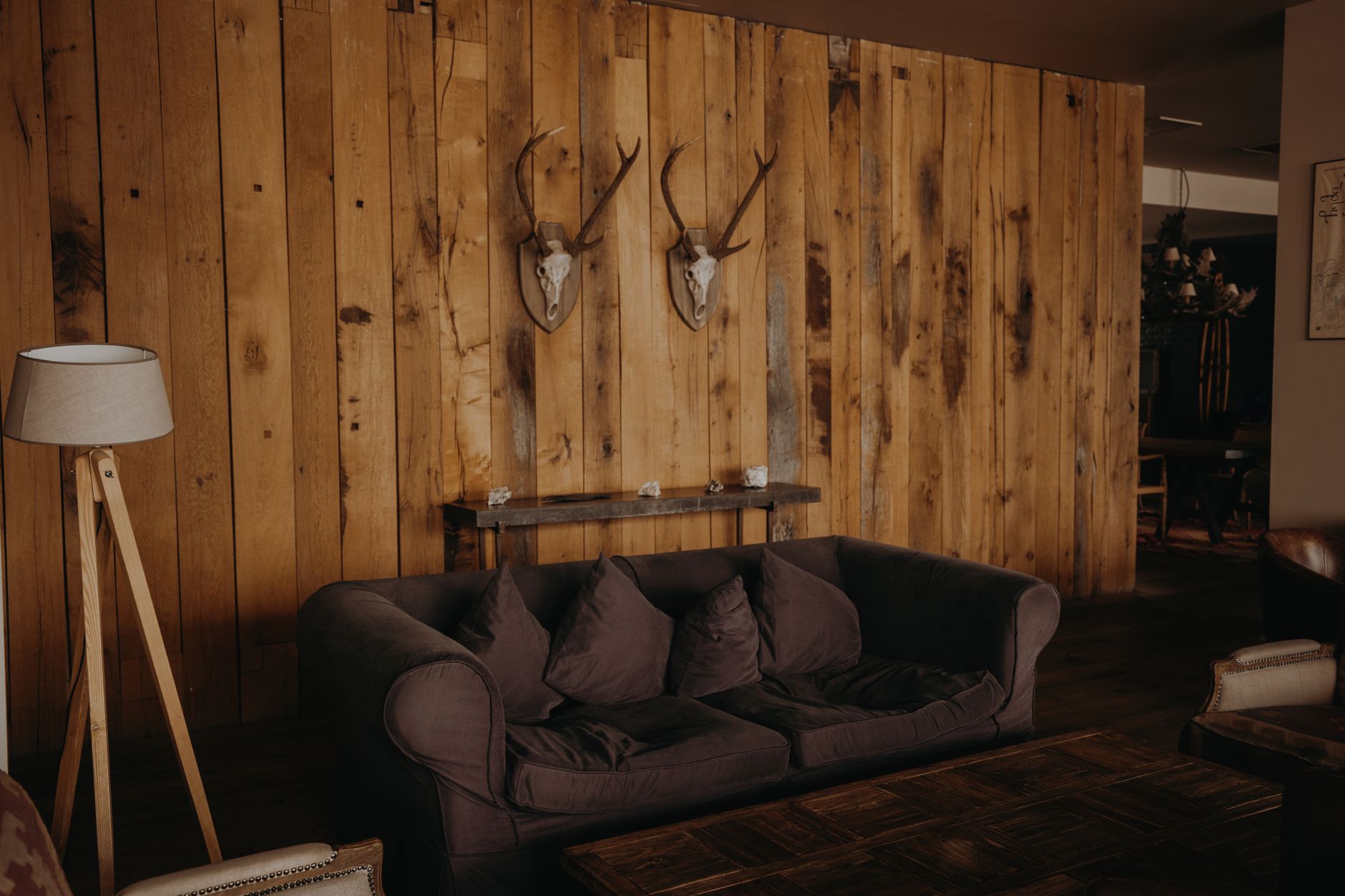How to Rustic home decor: Essentials