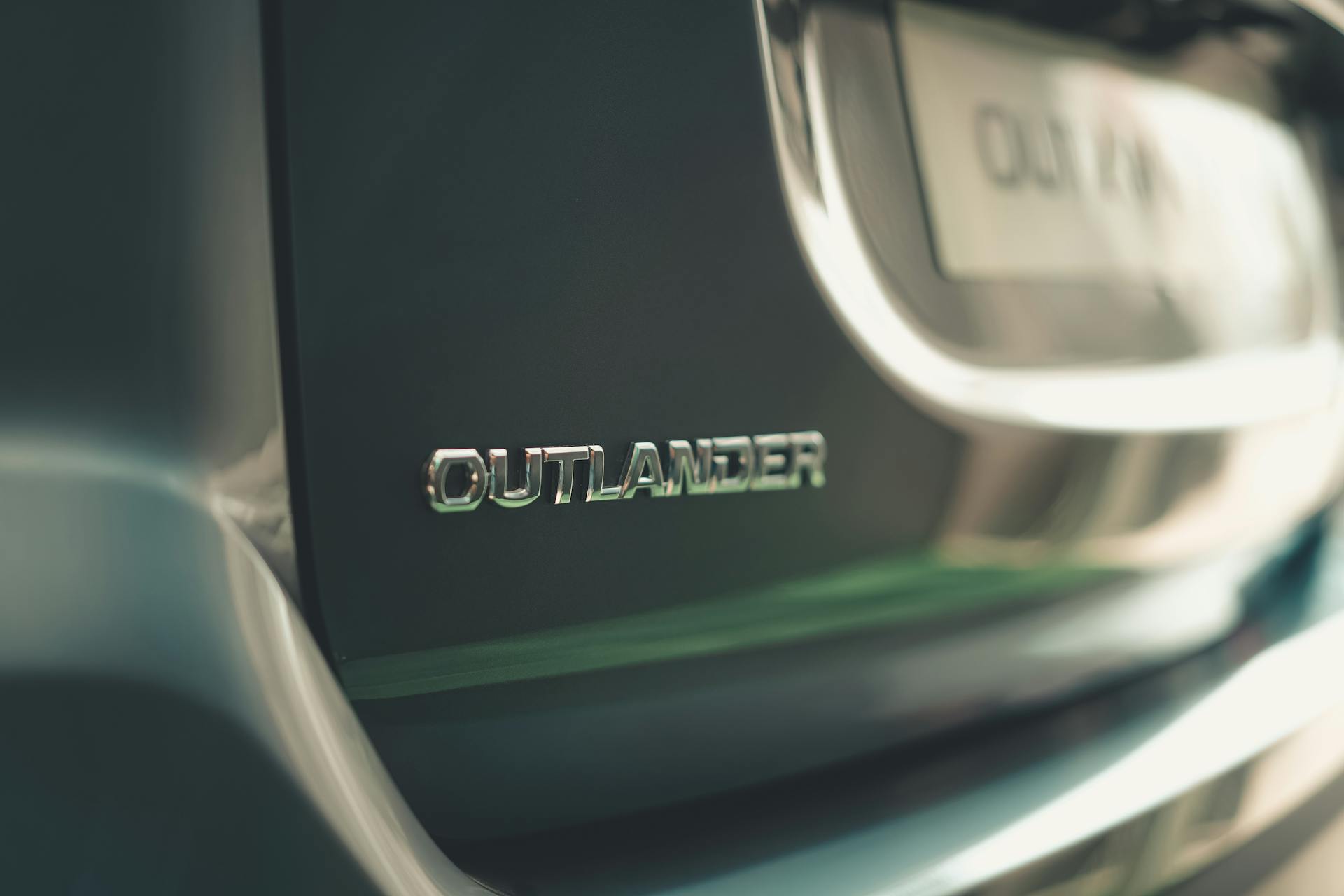 A Close-up Shot of a Mitsubishi Outlander Car Details