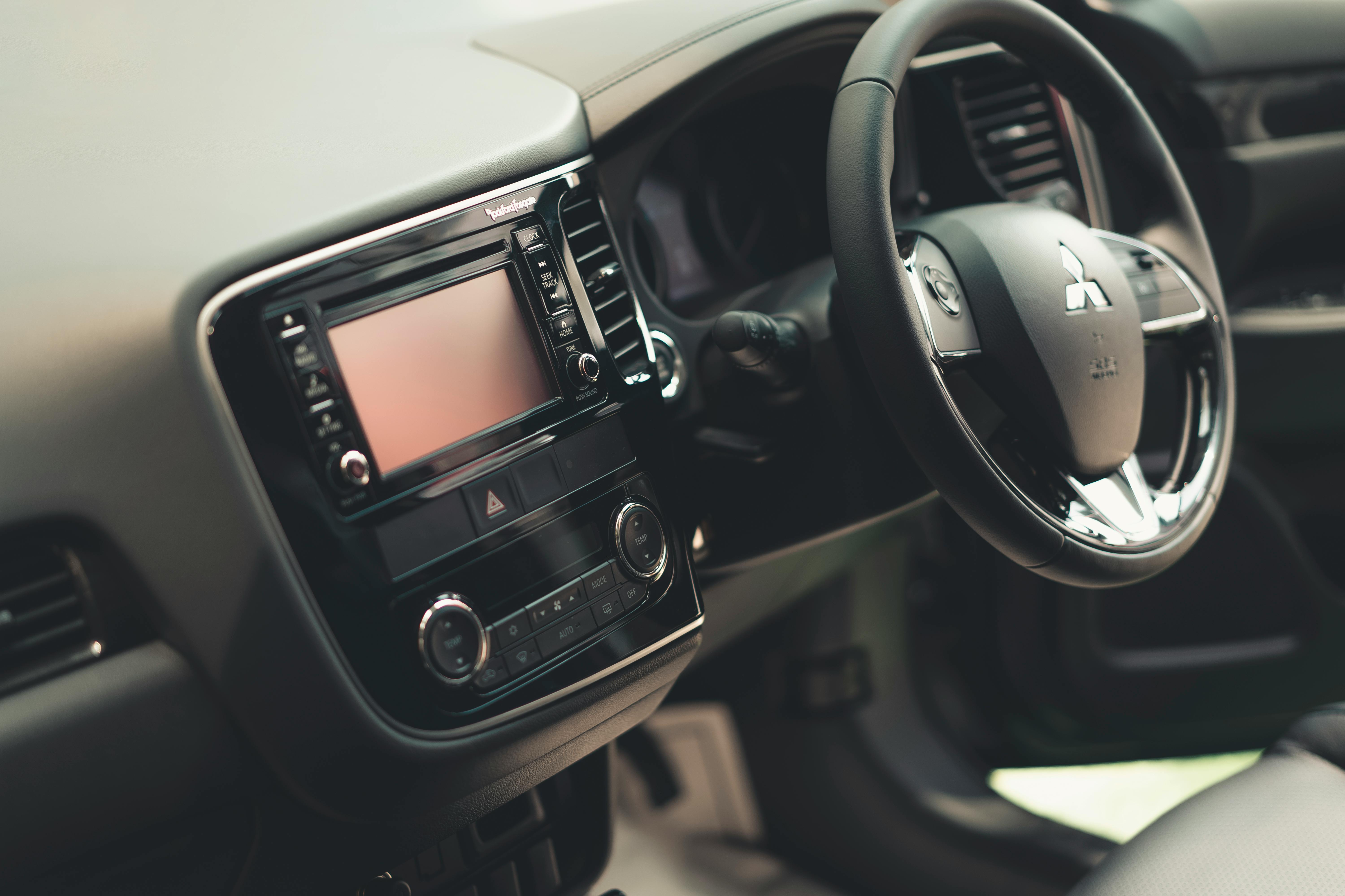 black and silver car stereo