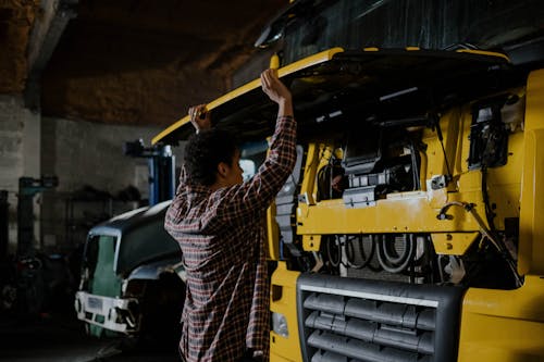 Free stock photo of at work, auto mechanic, auto repair