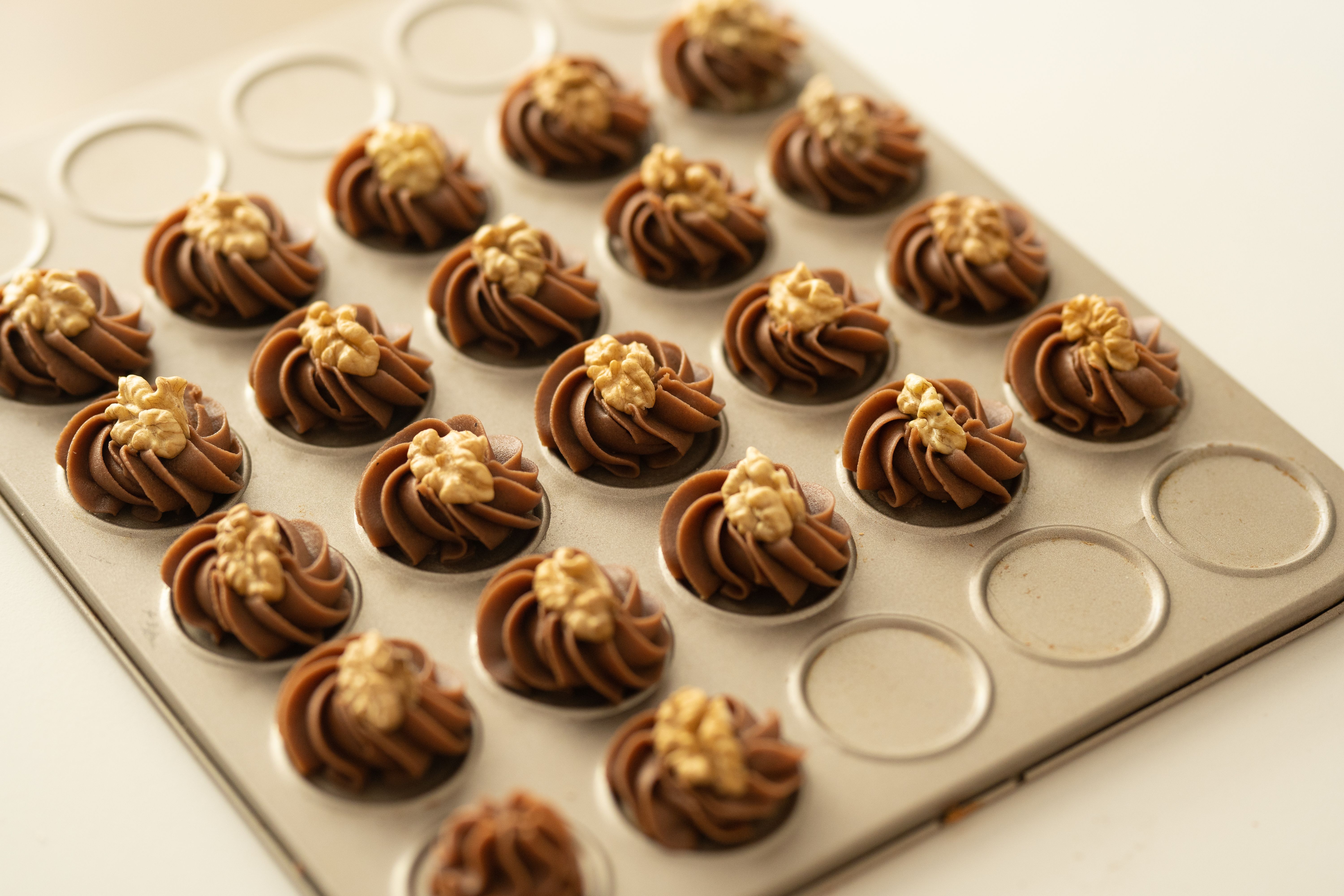 Espresso Cookies with Whipped Cream