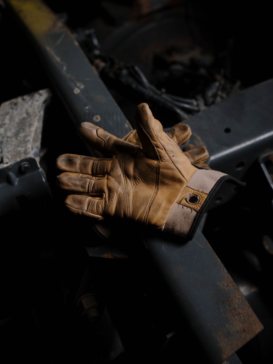 LEATHER WORK GLOVES