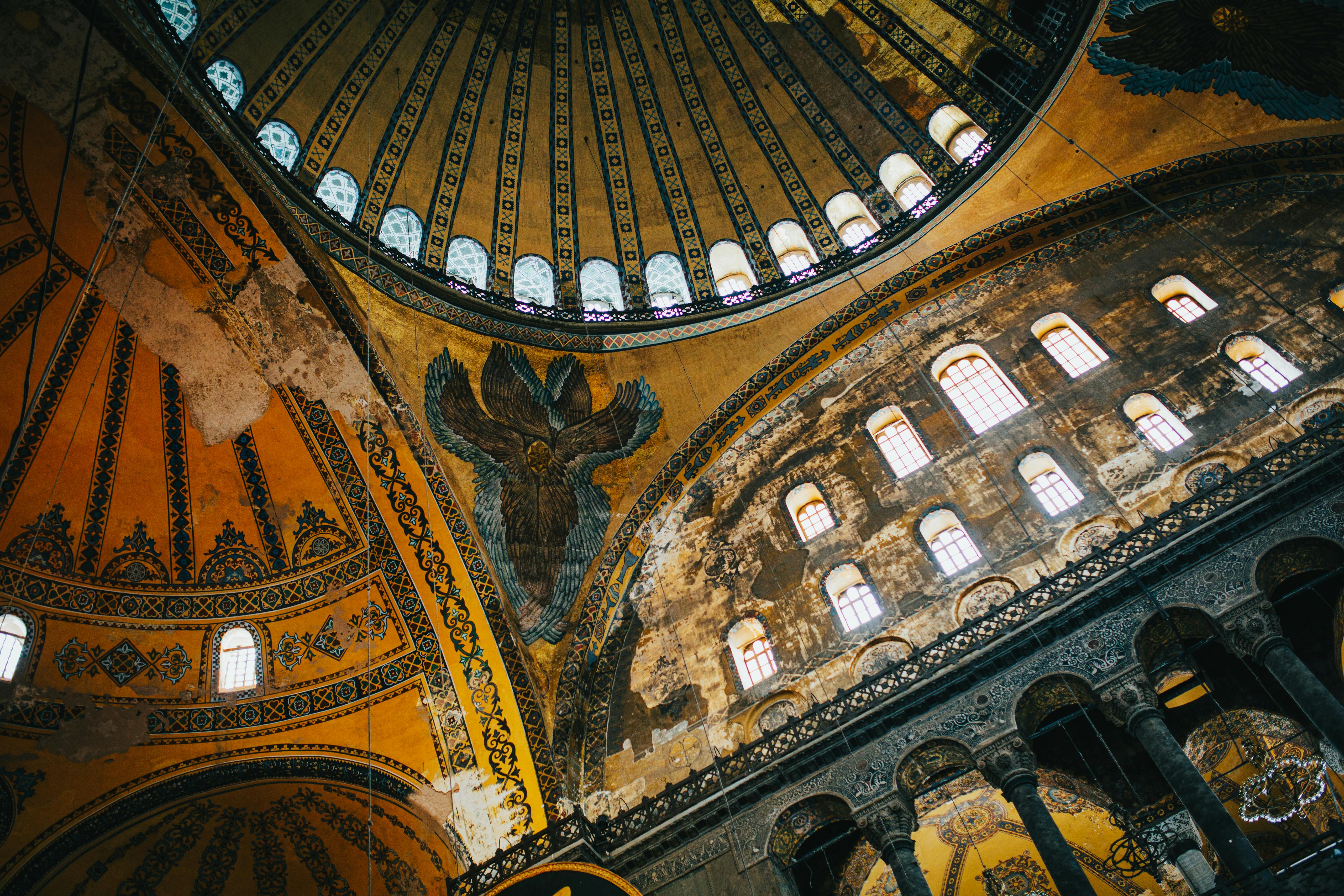 Gratuit Photos gratuites de à l'intérieur, ancien, angle faible Photos