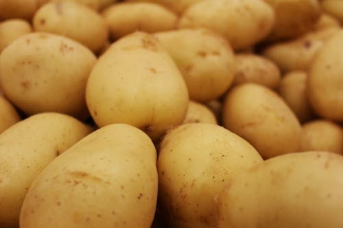 Brown Potatoes in Close-Up Photography