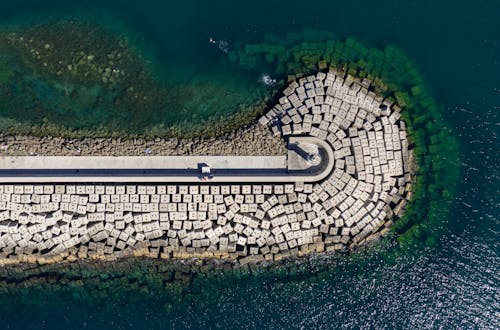 beton, deniz, drone çekimi içeren Ücretsiz stok fotoğraf