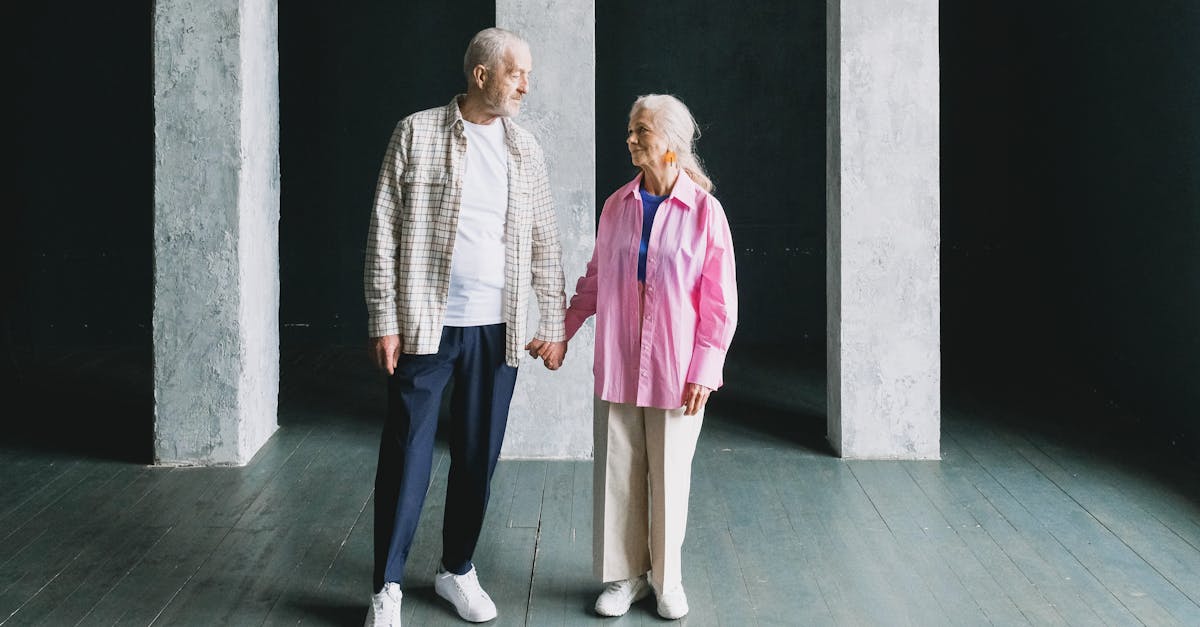 退休心得|長壽不必刻意追求健康 專家 和諧人際關係是關鍵