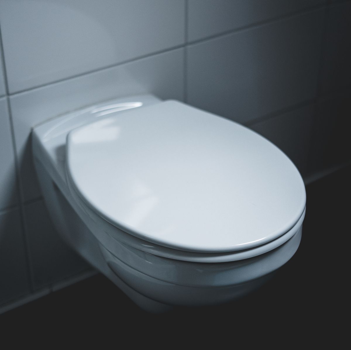 Choosing the Right Colours to Make Your Cloakroom Feel Bigger