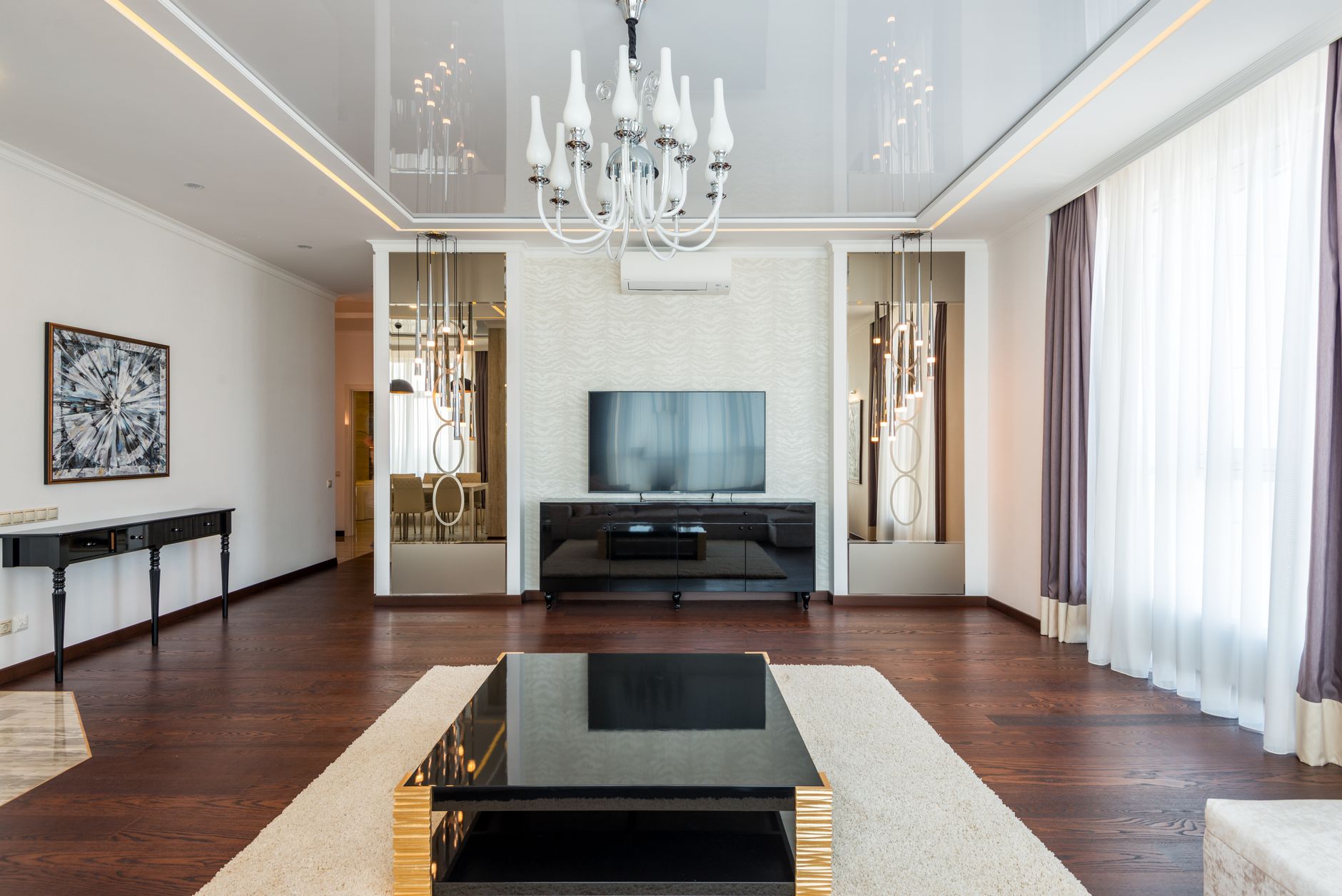 Best Black Chandelier 2026: Matte & Gloss Finishes