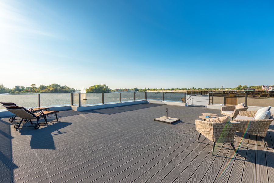 Terrace deck with outdoor seating