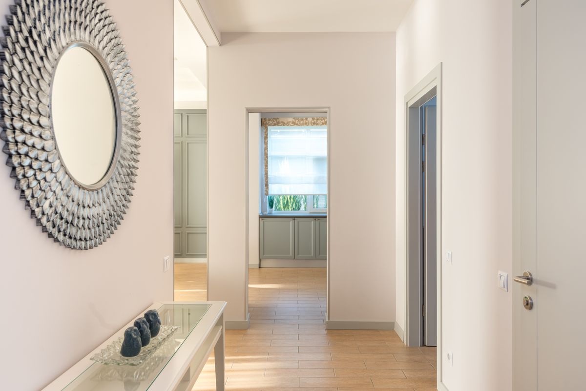 flat moves in Purley Oaks — Flat Moves in Purley Oaks — the working end of the job