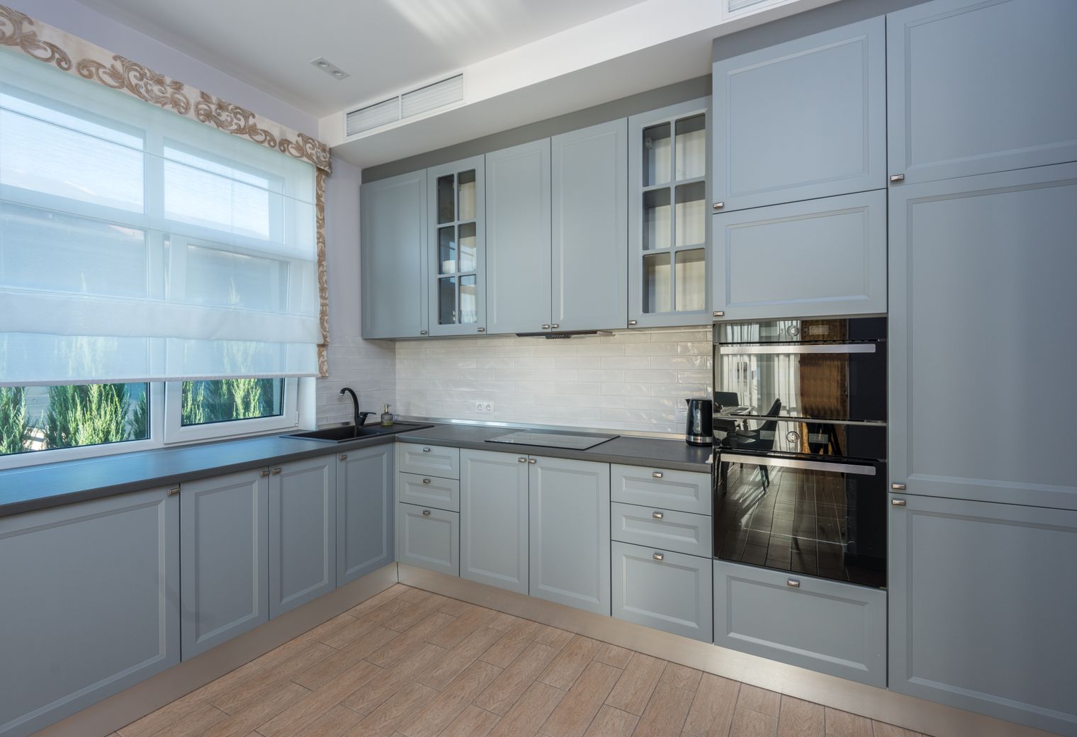 Plastering and Skimming in Newington — walls rolled to an even, flat finish