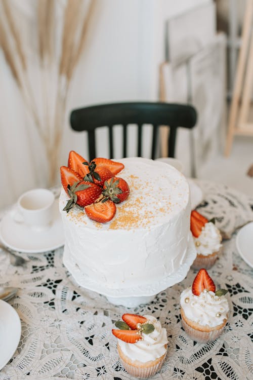 Free White Cake on the Table Stock Photo