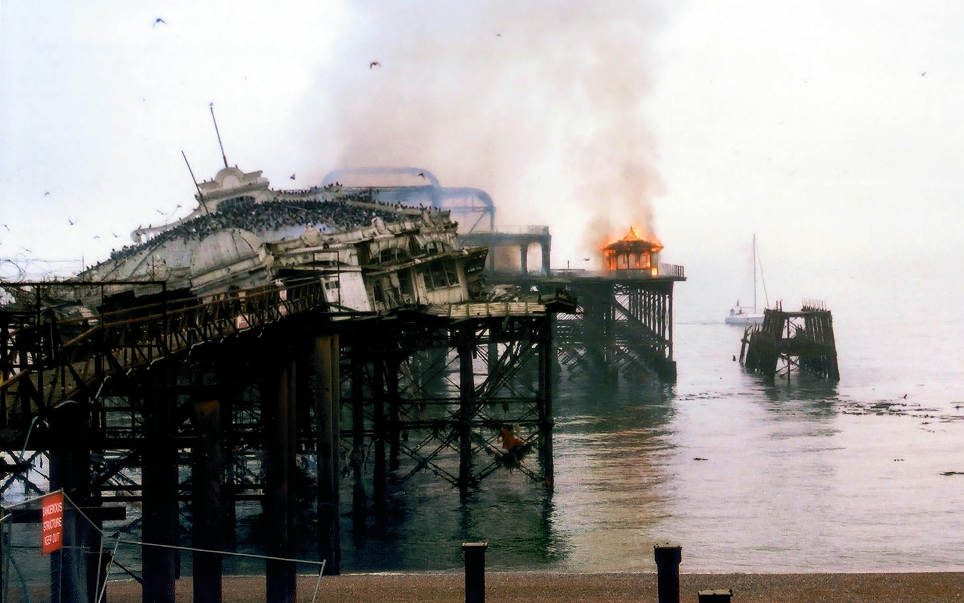 Fire Damaging the Brighton West Pier, England