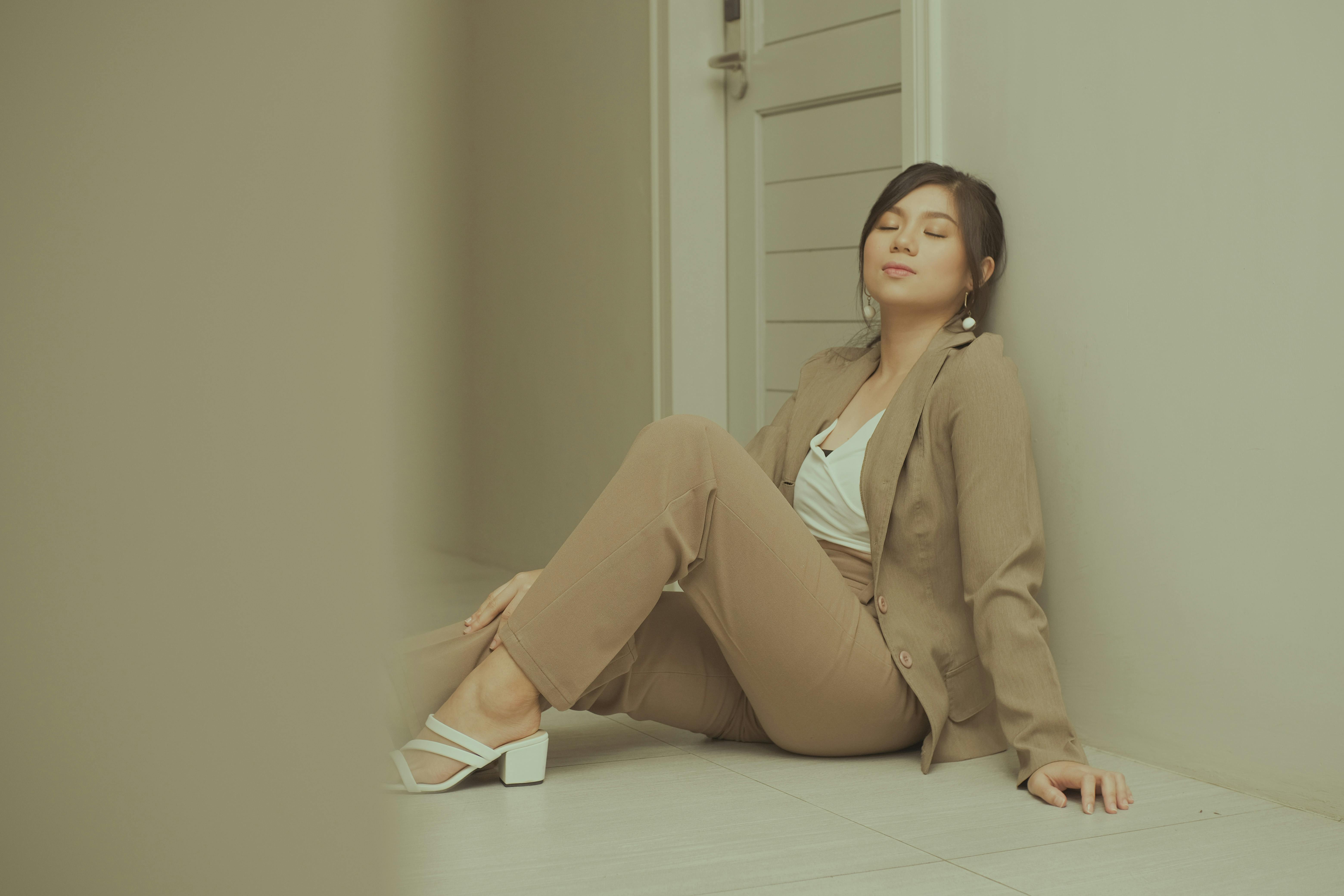 I Work in Fashion in NYC—These Are the 7 Summer Shoe Trends in My Capsule Wardrobe — Photo by Cherry Ann Gonzales on Pexels
