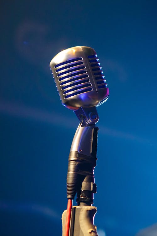 Immagine gratuita di attrezzatura musicale, cantando, microfono
