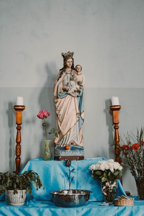 Free Virgin Mary and Jesus Christ Figurine Stock Photo