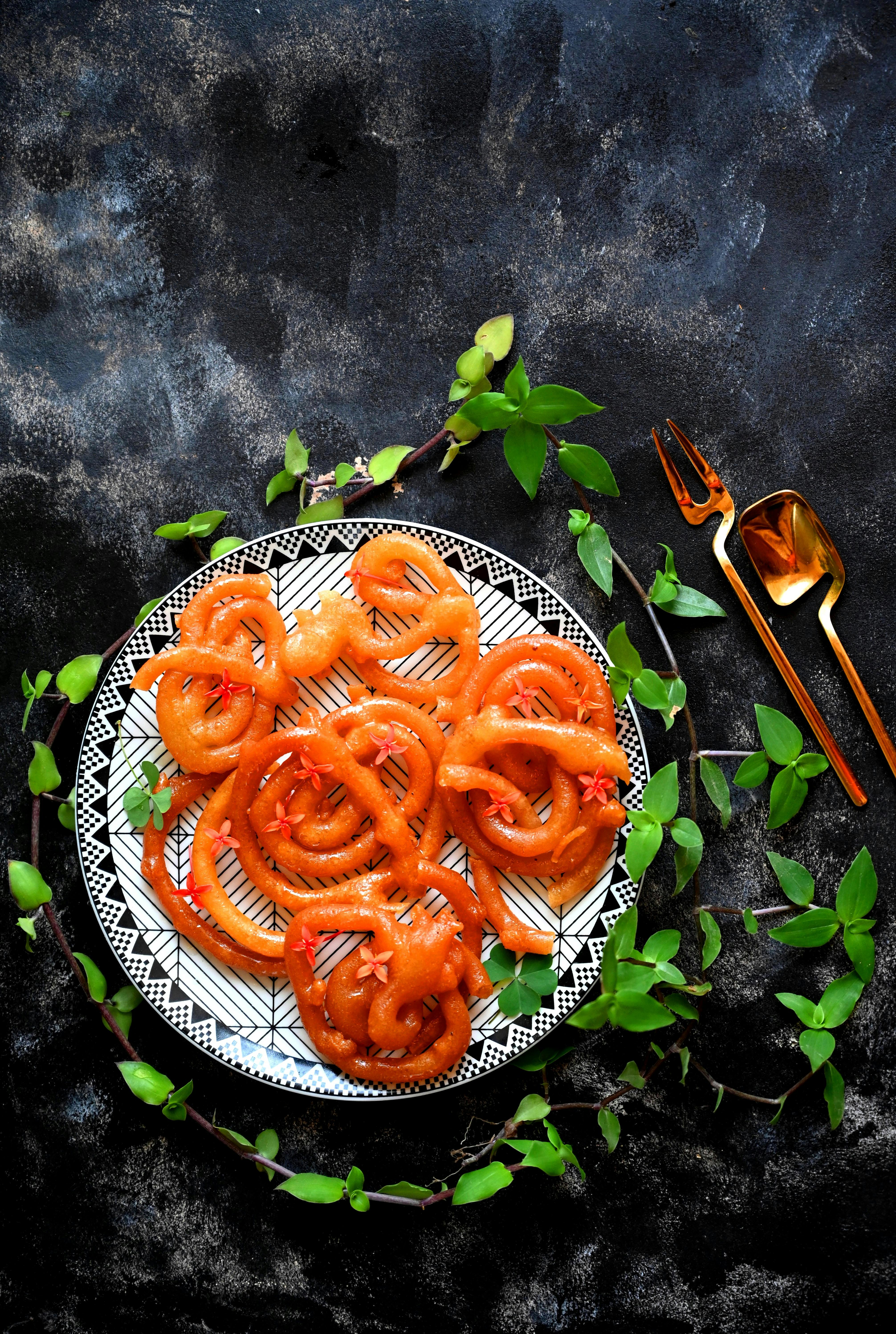 2,500+ Jalebi Stock Photos, Pictures & Royalty-Free Images - iStock | Poha  jalebi, Fafda jalebi