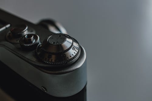 analog kamera, bağbozumu, buton içeren Ücretsiz stok fotoğraf