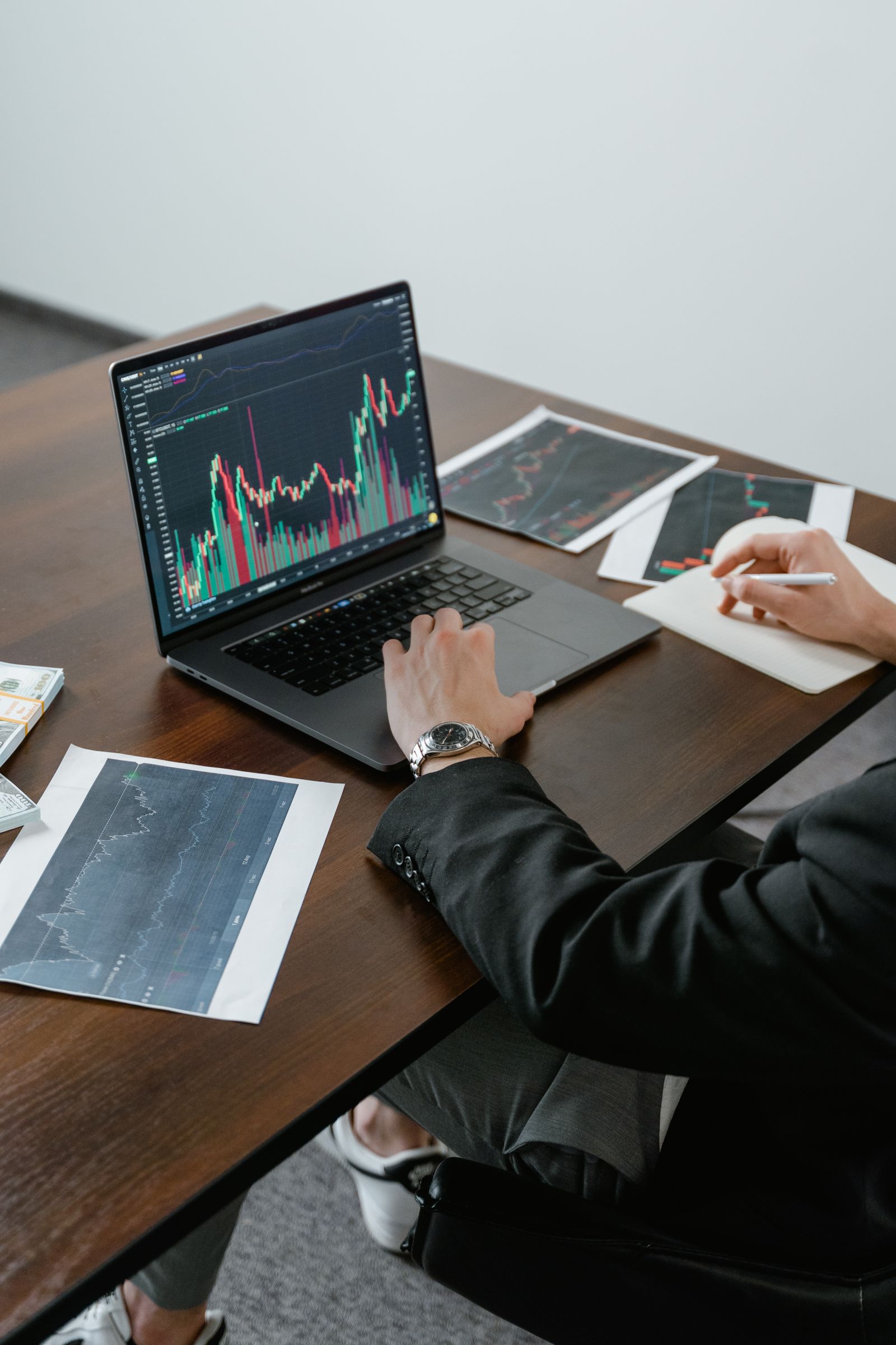 Hardware wallet security and crypto custody risk